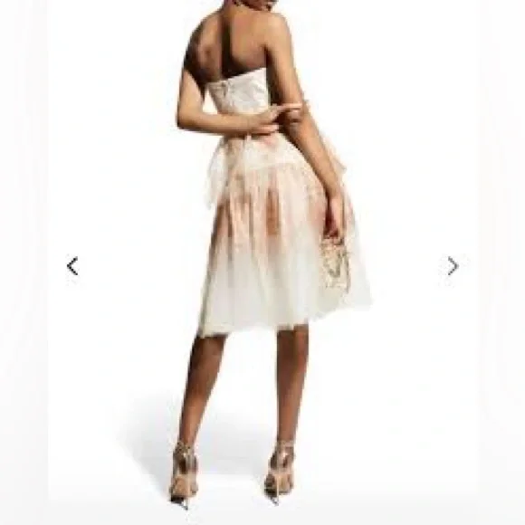 Marchesa Notte Pink and White Embellished Babydoll Dress Sweetheart Neckline - Picture 6 of 12